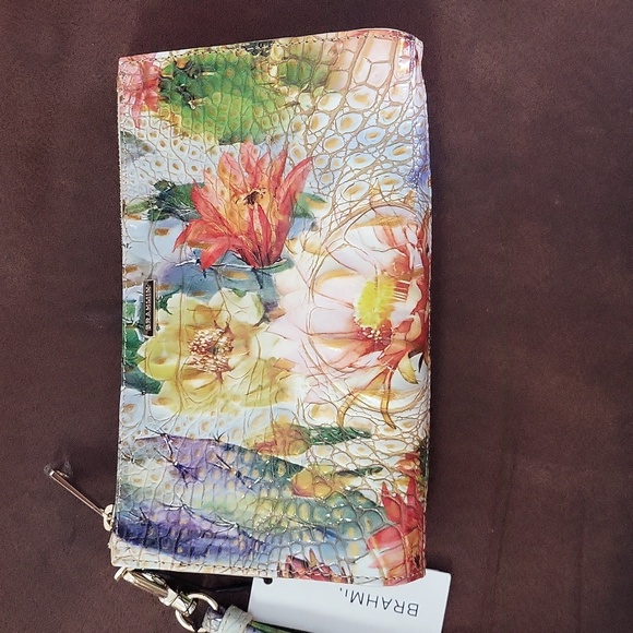 Brahmin Daisy Wristlet Succulent Bloom Print